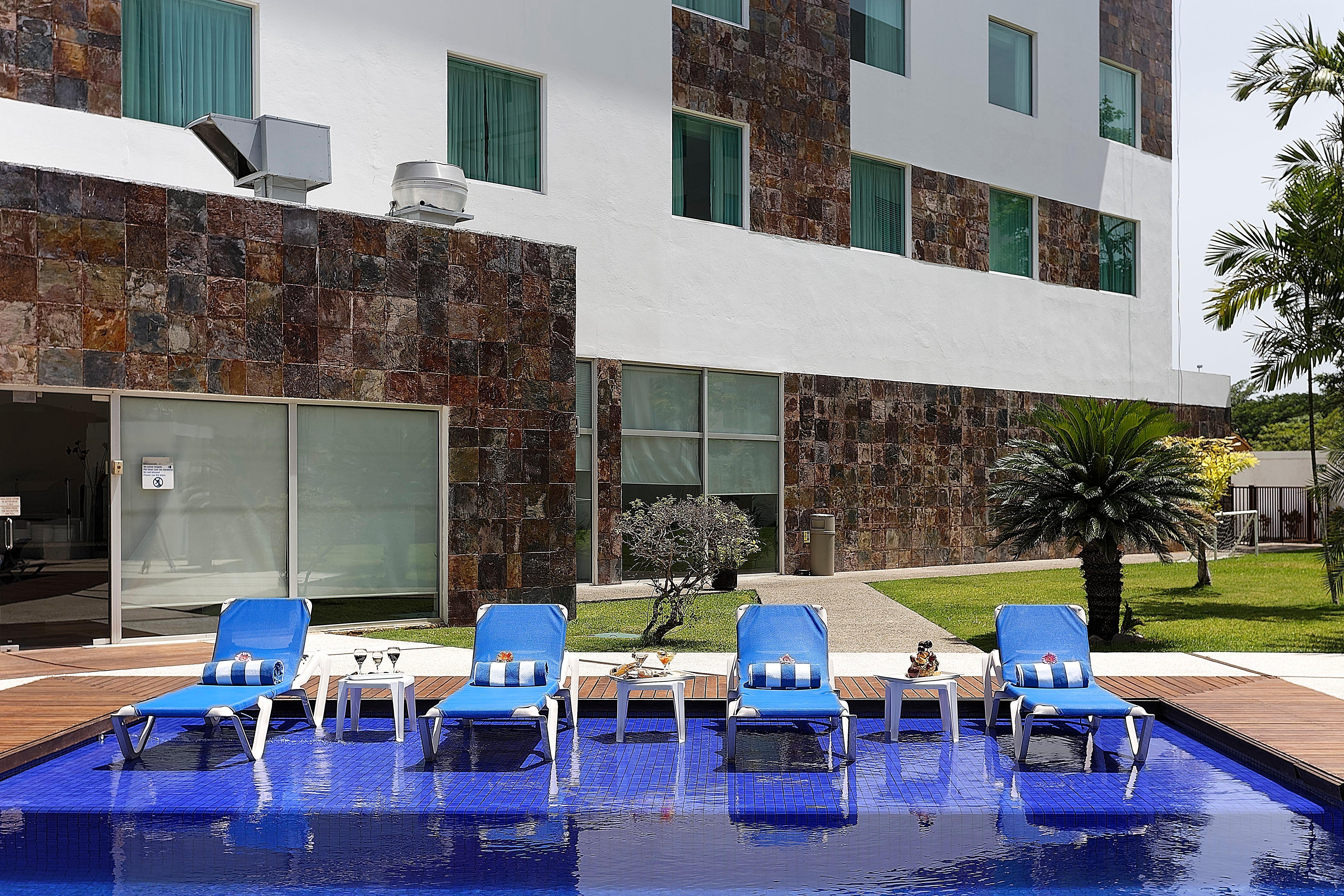 Holiday Inn Express Villahermosa, An Ihg Hotel Exterior photo